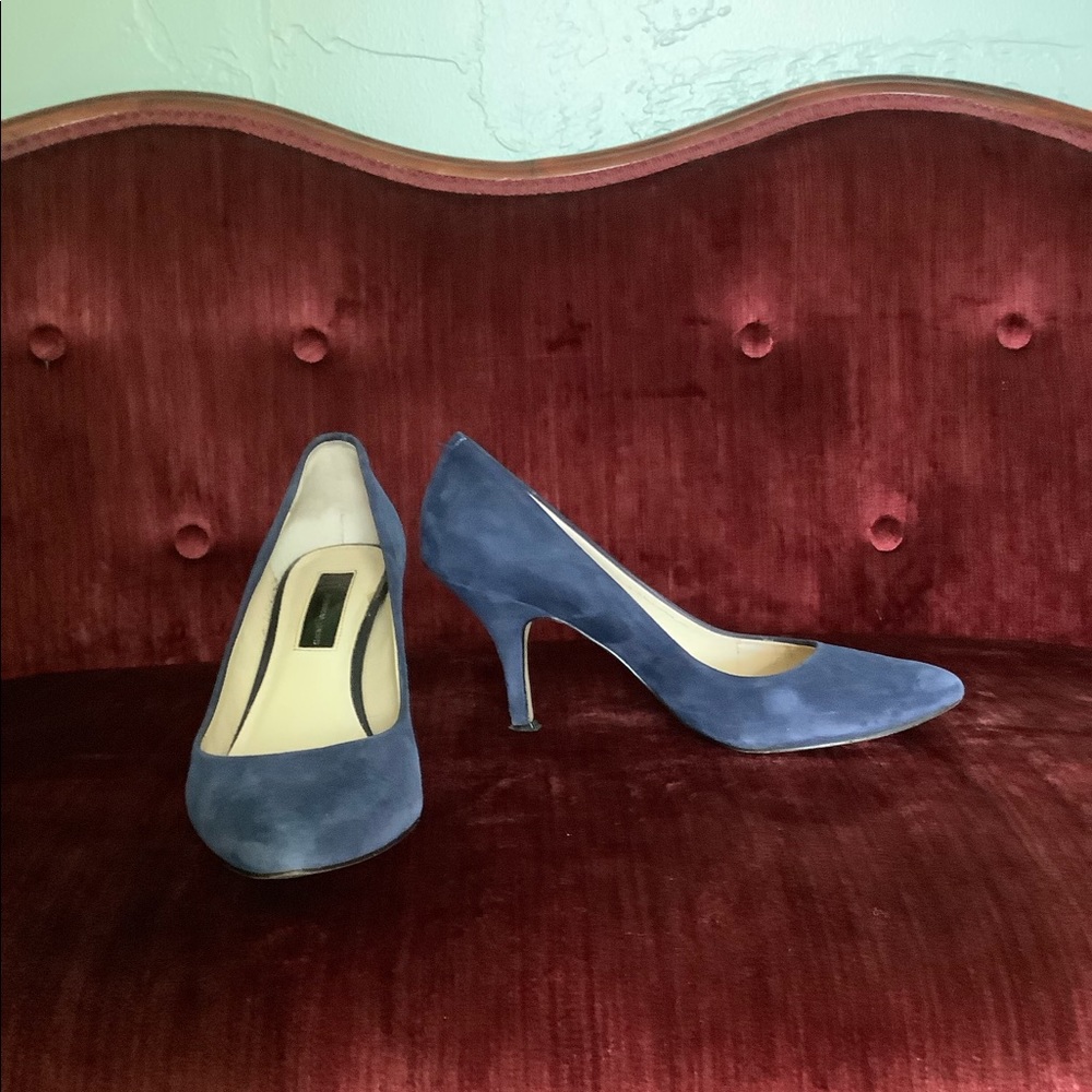 Royal blue suede pumps